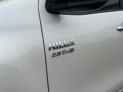 2019 Toyota Hilux SR5