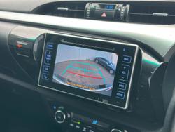 2019 Toyota Hilux SR5