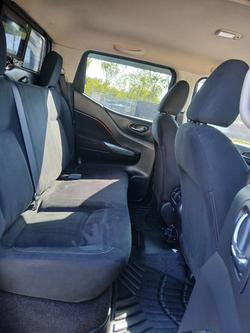 2017 Nissan Navara ST