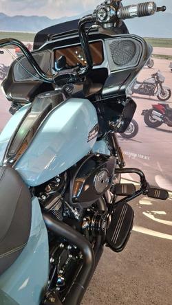 2024 Harley-davidson FLTRX ROAD GLIDE (117) SHARKSKIN BLUE