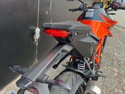 2021 KTM 1290 Super Duke R Super Duke Orange