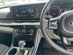2021 KIA
CARNIVAL S