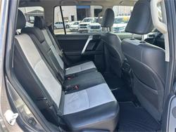 2015 TOYOTA
                LANDCRUISER PRADO ALTITUDE (4x4)