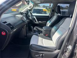 2015 TOYOTA
                LANDCRUISER PRADO ALTITUDE (4x4)