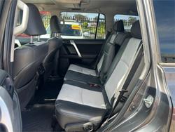 2015 TOYOTA
                LANDCRUISER PRADO ALTITUDE (4x4)