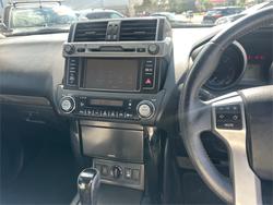 2015 TOYOTA
                LANDCRUISER PRADO ALTITUDE (4x4)