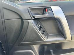 2015 TOYOTA
                LANDCRUISER PRADO ALTITUDE (4x4)