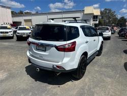 2016 ISUZU
                MU-X LS-T (4x4)