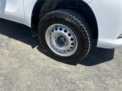 2021 TOYOTA HILUX WORKMATE (4x2)