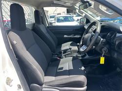 2021 TOYOTA HILUX WORKMATE (4x2)