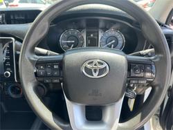 2021 TOYOTA HILUX WORKMATE (4x2)