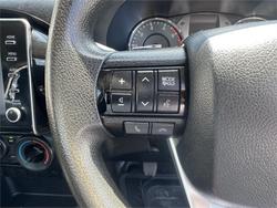 2021 TOYOTA HILUX WORKMATE (4x2)