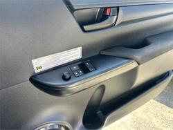2021 TOYOTA HILUX WORKMATE (4x2)