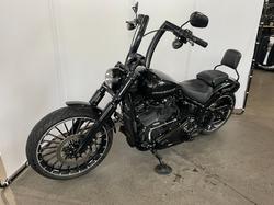2018 Harley-davidson FXBRS BREAKOUT BLACK TEMPEST