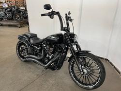 2018 Harley-davidson FXBRS BREAKOUT BLACK TEMPEST