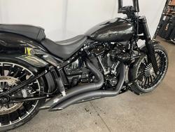 2018 Harley-davidson FXBRS BREAKOUT BLACK TEMPEST