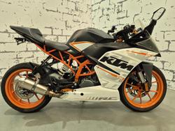 2015 KTM RC 390 RC White