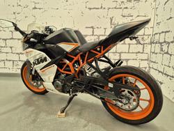 2015 KTM RC 390 RC White