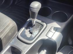 2020 Toyota
                Hilux SR