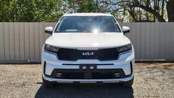 2022 Kia
                Sorento Sport