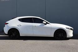 2024 Mazda 3 G25 Astina