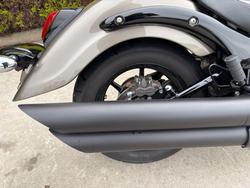 2018 Suzuki BOULEVARD C90T (VL1500B) Grey