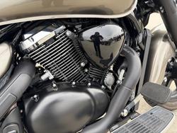 2018 Suzuki BOULEVARD C90T (VL1500B) Grey