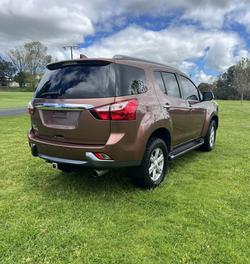 2016 Isuzu MU-X LS-T