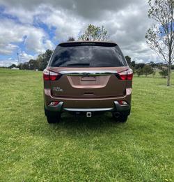 2016 Isuzu MU-X LS-T