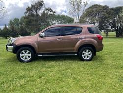 2016 Isuzu MU-X LS-T
