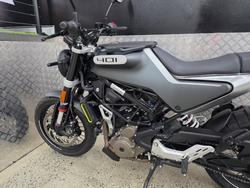 2020 HUSQVARNA SVARTPILEN 401 Grey