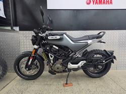 2020 HUSQVARNA SVARTPILEN 401 Grey