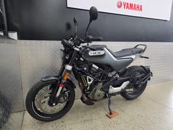 2020 HUSQVARNA SVARTPILEN 401 Grey