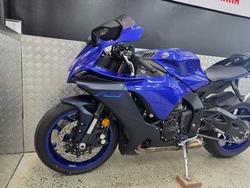 2023 Yamaha YZF-R1 BLUE