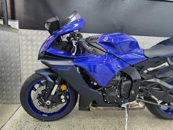 2023 Yamaha YZF-R1 BLUE