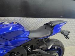 2023 Yamaha YZF-R1 BLUE
