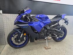 2023 Yamaha YZF-R1 BLUE