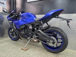 2023 Yamaha YZF-R1 BLUE