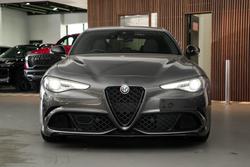 2022 Alfa Romeo Giulia Quadrifoglio