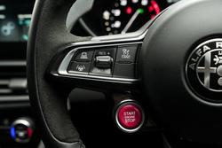 2022 Alfa Romeo Giulia Quadrifoglio