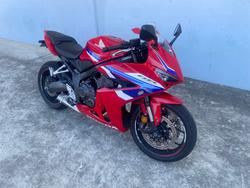 2024 Honda CBR650RAC Red