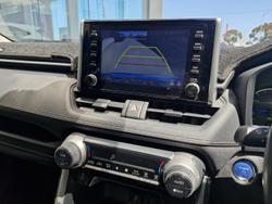 2021 Toyota
RAV4 GXL