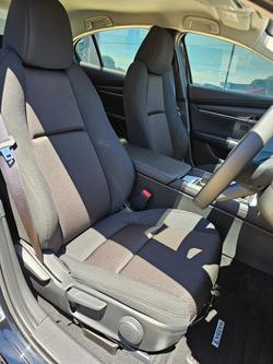 2025 Mazda 3 G20 Pure