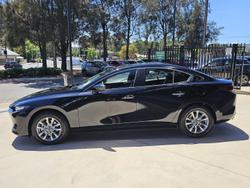 2025 Mazda 3 G20 Pure