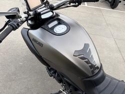 2013 DUCATI DIAVEL STRADA Grey