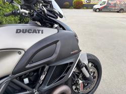 2013 DUCATI DIAVEL STRADA Grey