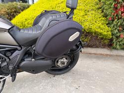 2013 DUCATI DIAVEL STRADA Grey