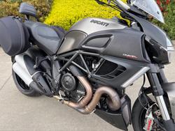 2013 DUCATI DIAVEL STRADA Grey