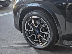 2023 BMW iX1 xDrive30 xLine