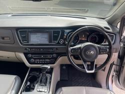 2017 Kia Carnival Platinum